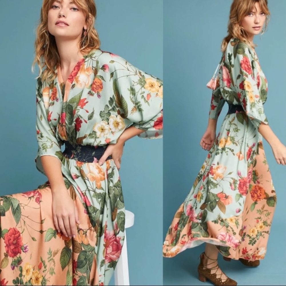 Farm Rio Marilla Floral Print Kimono Batwing Sleeve Dress NWT size M